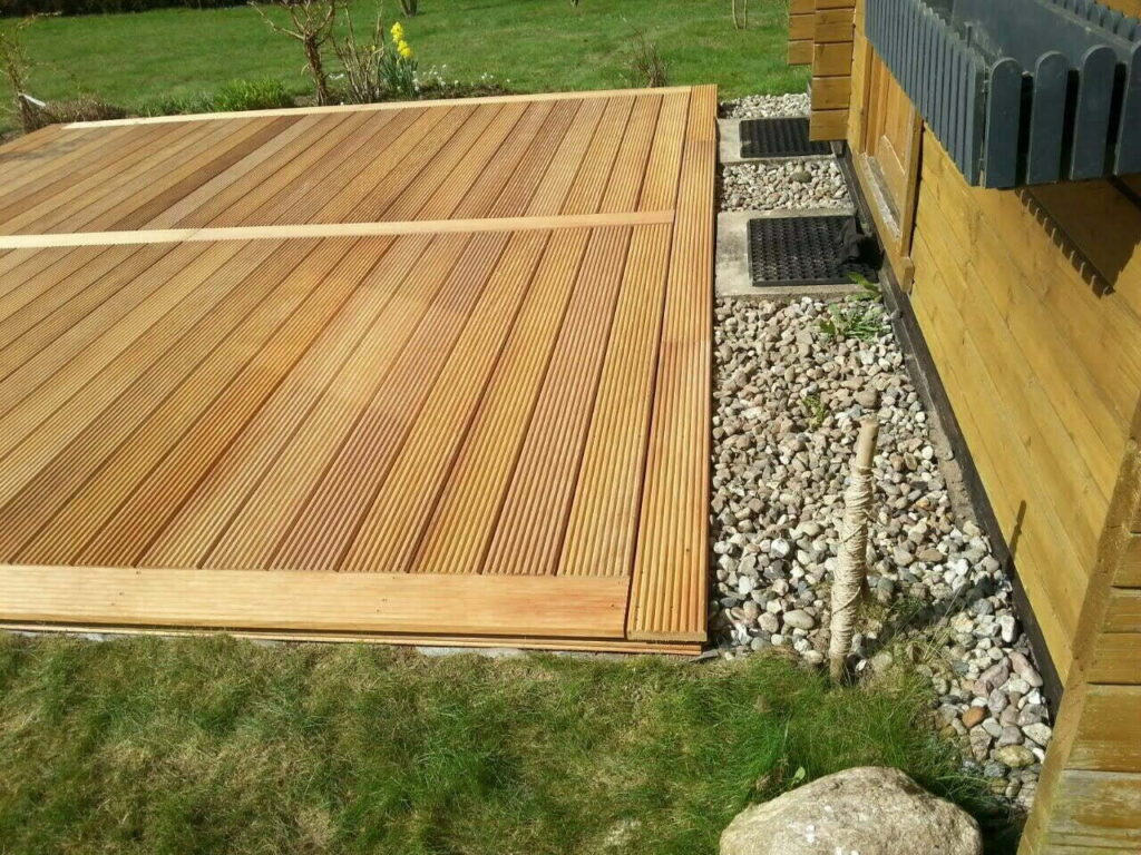 Terrasse aus Holz Profi in Mecklenburg Vorpommern (Rostock, Ostsee, Schwerin Stralsund, Wismar) - Terrasse bauen, Holz, Kosten, bauen lassen, vergrößern, sanieren